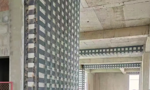 武威加固公司如何加固屋面裂缝问题？